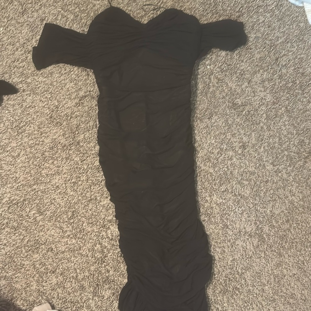 Black formal bodycon midi dress